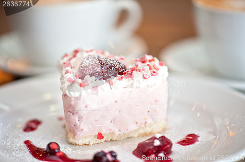 Image of heart-shaped valentine cake
