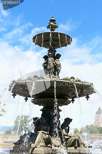 Image of Fontaine de Tourny, Quebec City, Canada