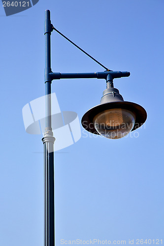 Image of street lamp and a bulb the sky arrecife 