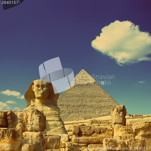 Image of egypt Cheops pyramid and sphinx - vintage retro style