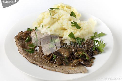 Image of Veal and sauteed mushroom meal