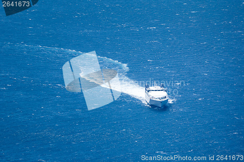 Image of boat in the blue sea