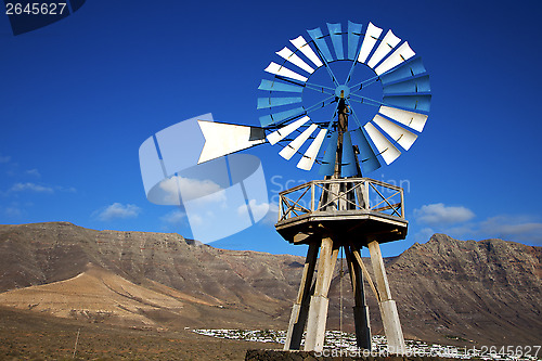 Image of africa windmills and the sky in  isle of l 