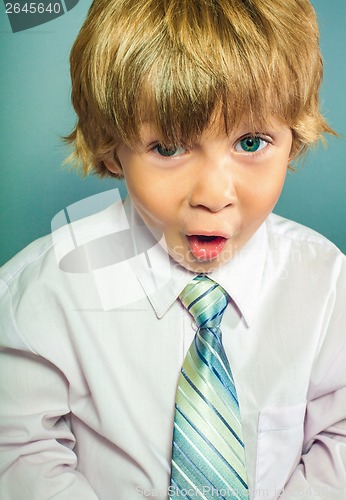 Image of Child with astonished expression