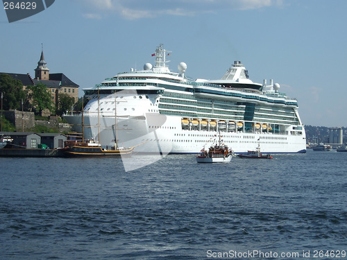 Image of Cruise-ship