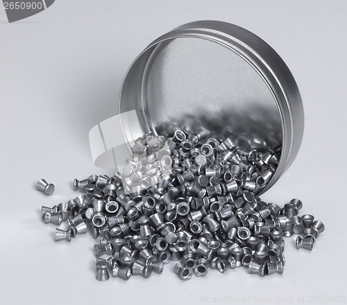 Image of diabolo pellets