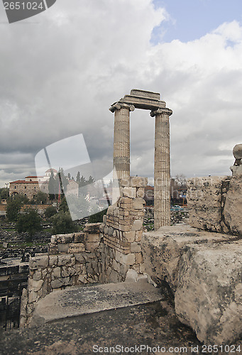 Image of Apollo temple in Turkey