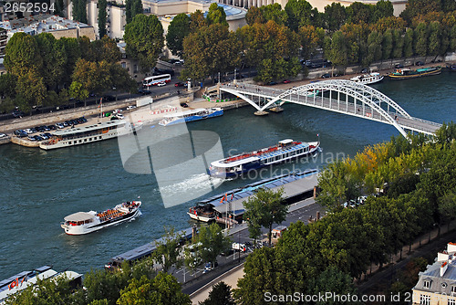 Image of Seine River.