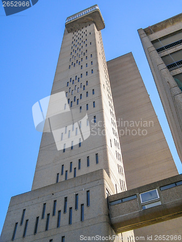 Image of Trellick Tower in London