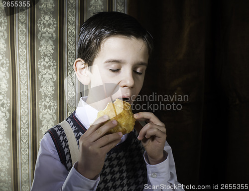 Image of Child who eat. Vintage clothes 