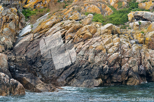 Image of rocky coastal detail at Seven Islands