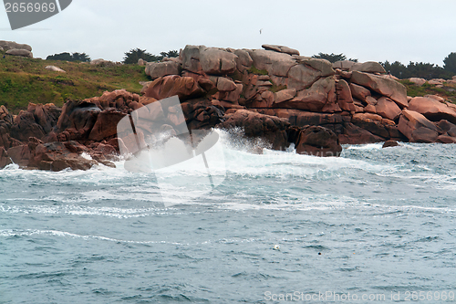 Image of rocky Pink Granite Coast