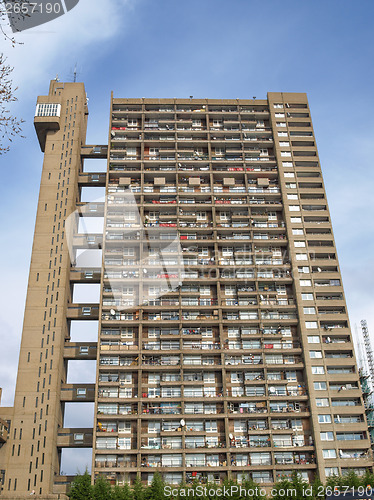 Image of Trellick Tower in London