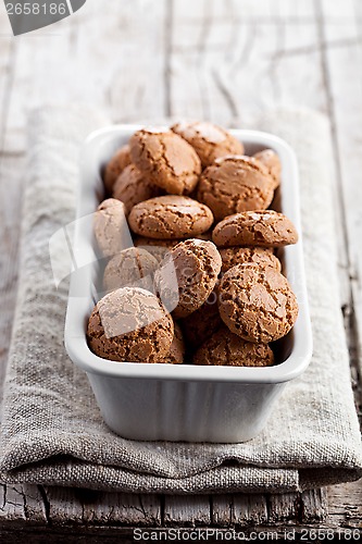 Image of meringue almond cookies in bowl