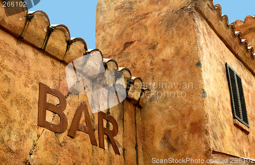 Image of bar on the wall