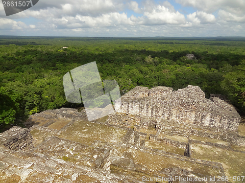 Image of temple ruin at Calakmul