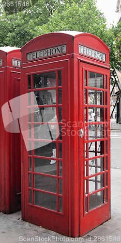 Image of London telephone box