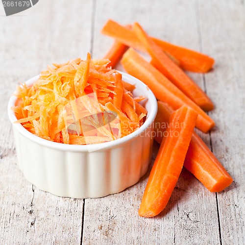 Image of fresh carrot in white bowl 