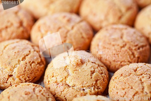 Image of meringue almond cookies