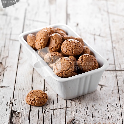 Image of meringue almond cookies in bowl