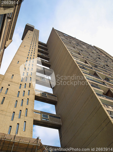 Image of Trellick Tower in London