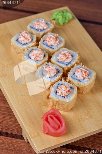 Image of cream cheese and tobico sushi roll