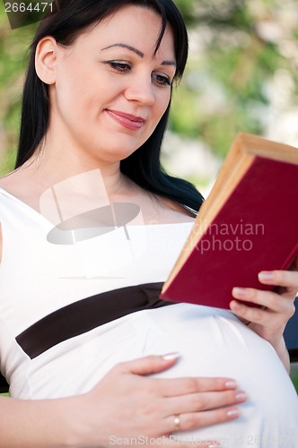 Image of Pregnant woman