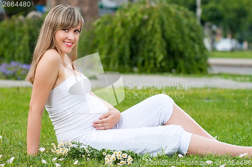 Image of Pregnant woman