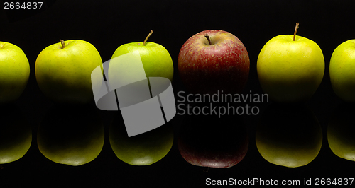 Image of apples in a row