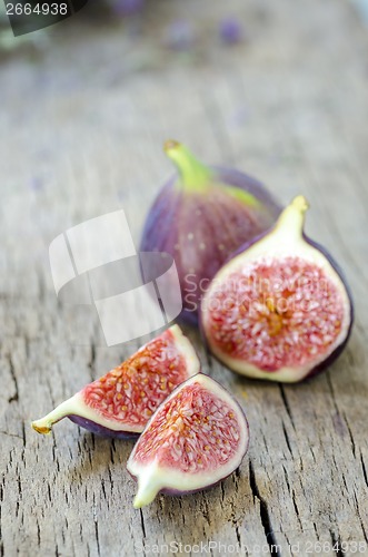 Image of fresh ripe figs