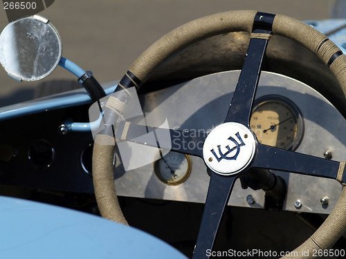 Image of vintage racingcar