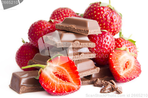 Image of chocholate with strawberry cream 