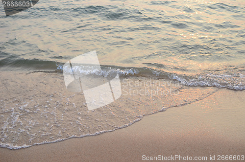 Image of sea wave