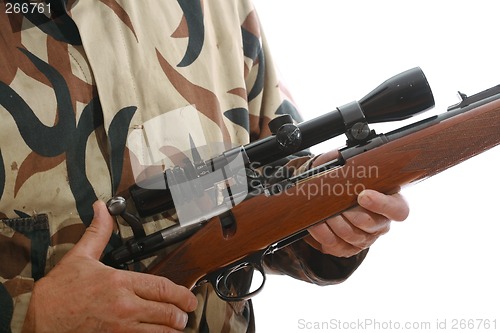 Image of hunters riffle