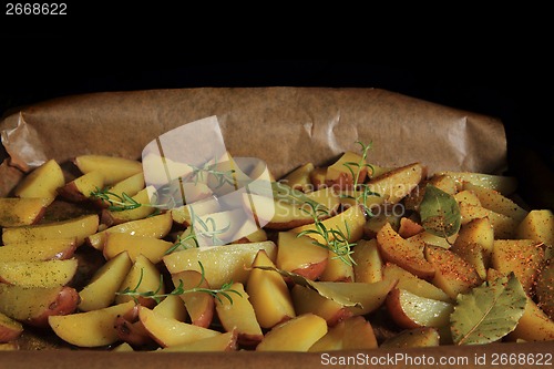 Image of fresh fried potatoes 