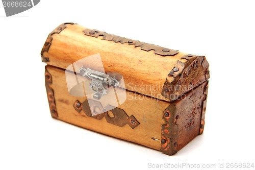 Image of old wooden box 