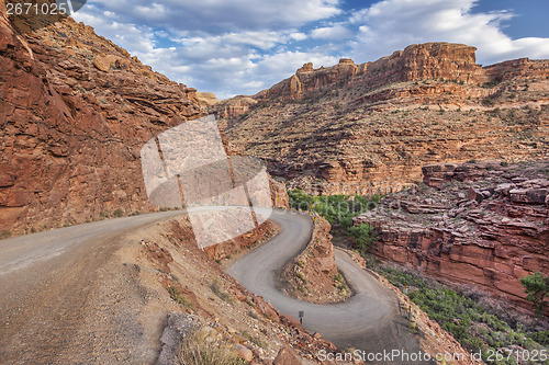 Image of windy road in Canyonlands