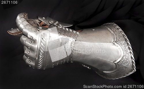 Image of Gloves knight