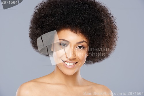 Image of Pretty African American woman with a lovely smile