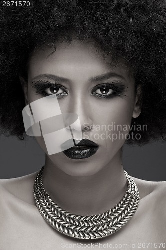 Image of Stunning glamorous African American woman