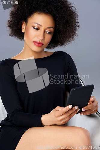 Image of Vivacious chic African American woman