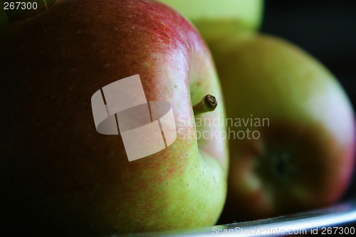 Image of red apples