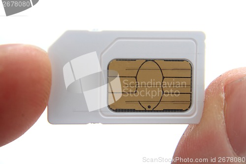 Image of simcard in my fingers