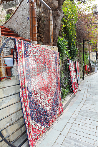 Image of Oriental rugs.