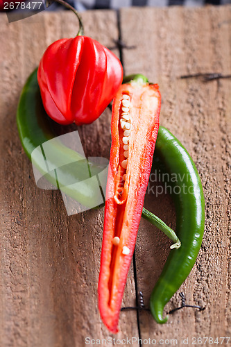 Image of Red and green chili peppers