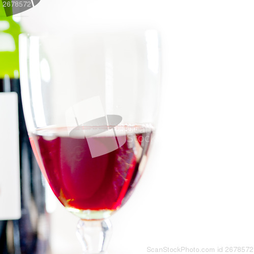 Image of red wine tasting 