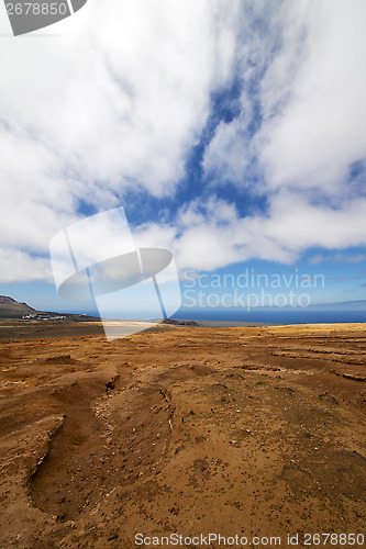 Image of  bush timanfaya   volcanic and summer  lanzarote spain lagoon