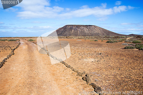 Image of Trail and volcano on Island of Los Lobos in the Canary Islands