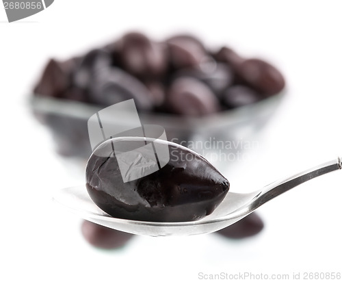 Image of shiny black olives