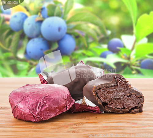 Image of prunes in chocolate